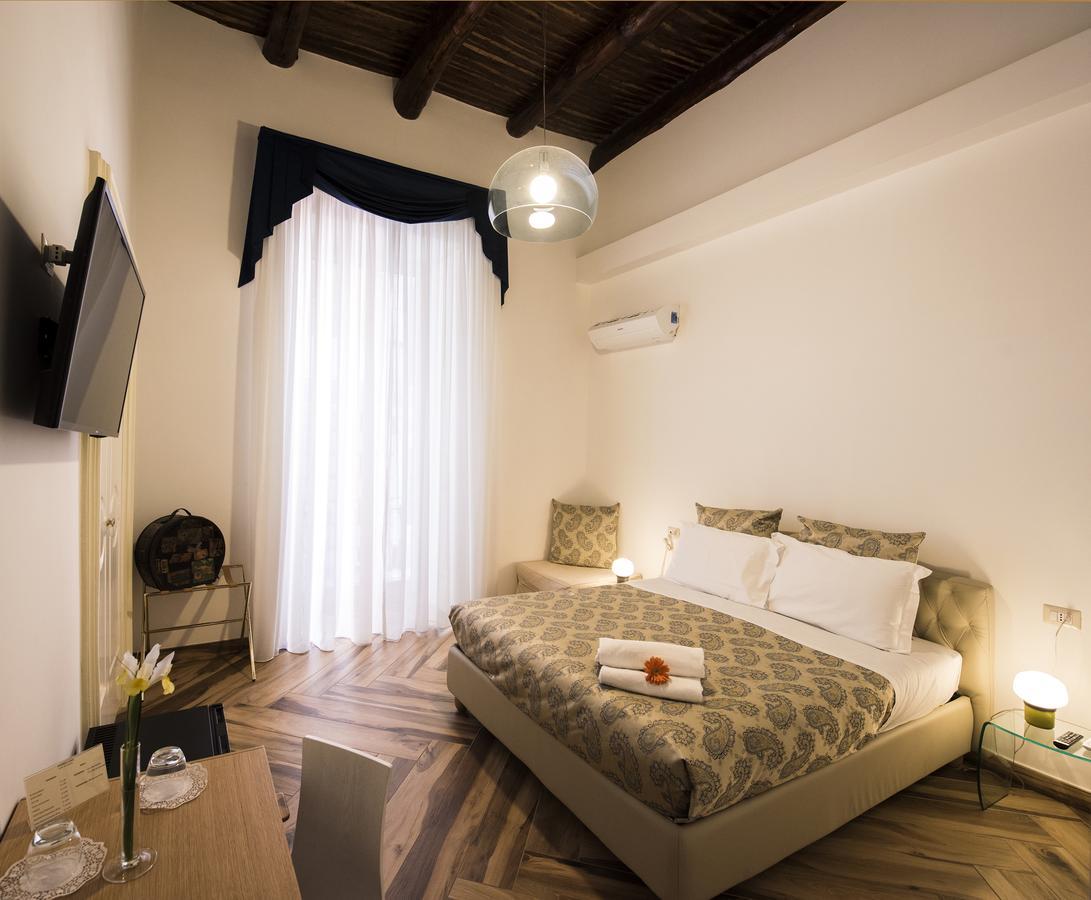 Mareluna Suite De Charme Naples Exterior photo