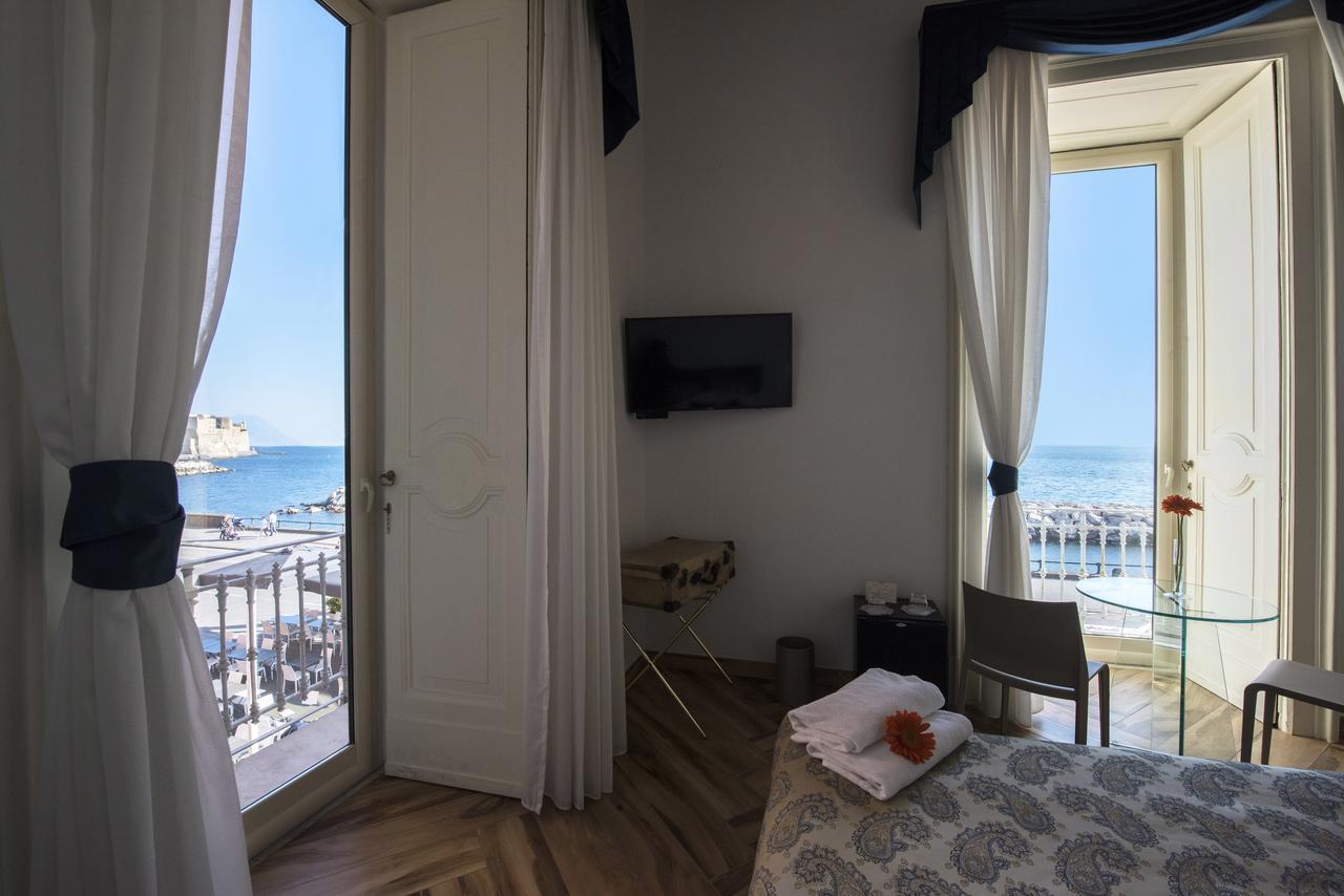 Mareluna Suite De Charme Naples Exterior photo